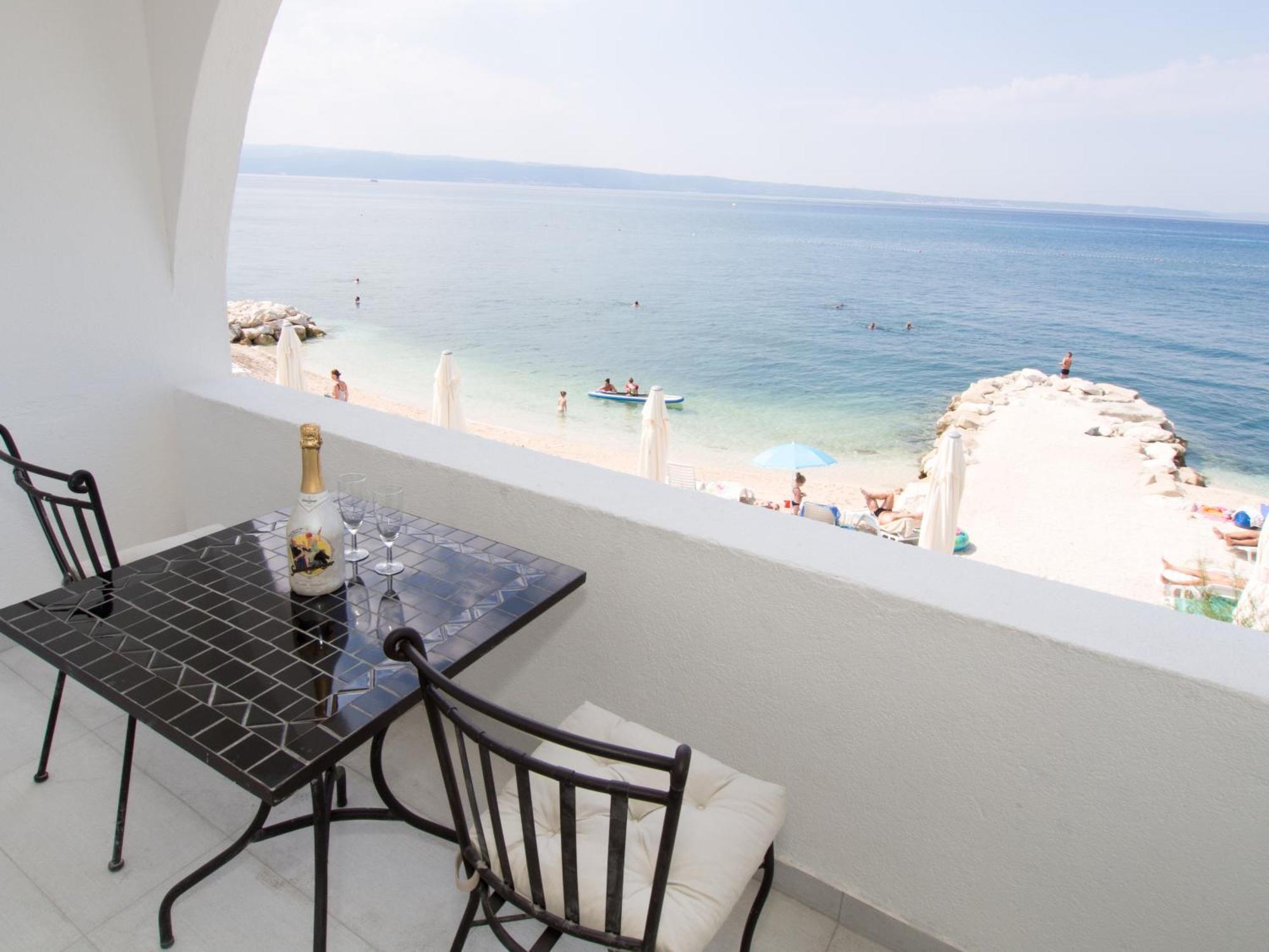 Villa Tamaris On The Beach Подстрана Экстерьер фото